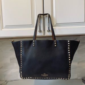 Valentino Garavani reversible tote. Authentic.
